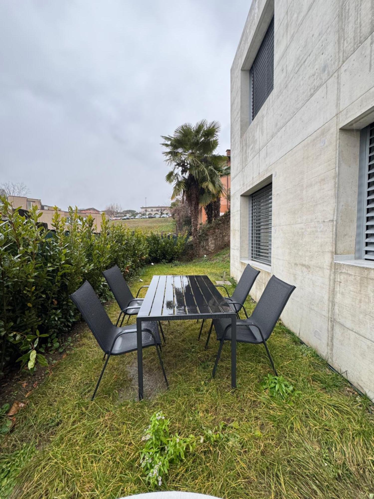 Neue Gartenwohnung Mit Sicht Auf Den Luganersee ปอนเตเตรซา ภายนอก รูปภาพ